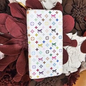 Authentic Louis Vuitton Murakami White Zippy Wallet